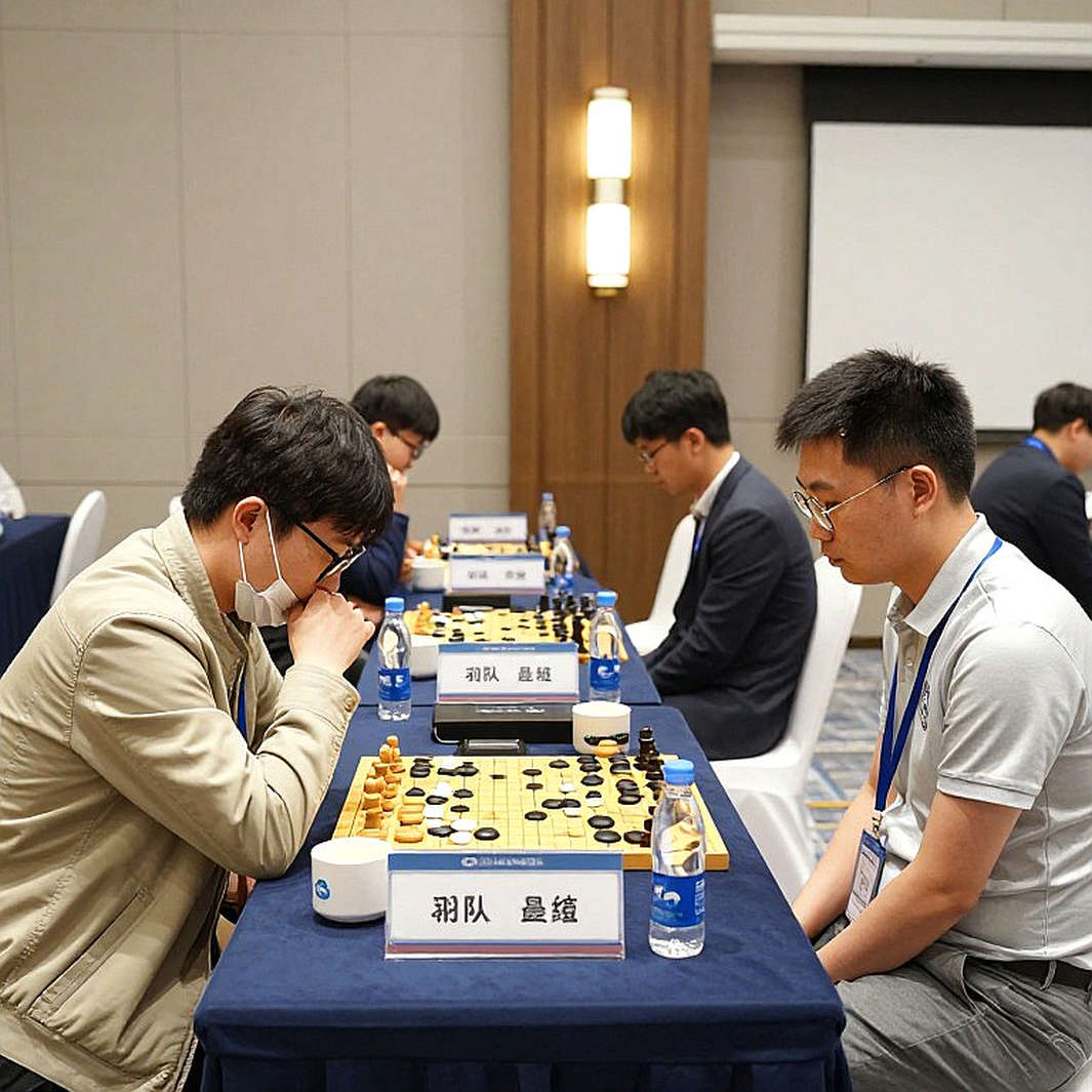 Giải Cờ Vua Tech Mahindra Mùa 4: Carlsen Trở Lại, Áp Lực Lịch Thi Đấu Chật Hẹp Trước Olympiad