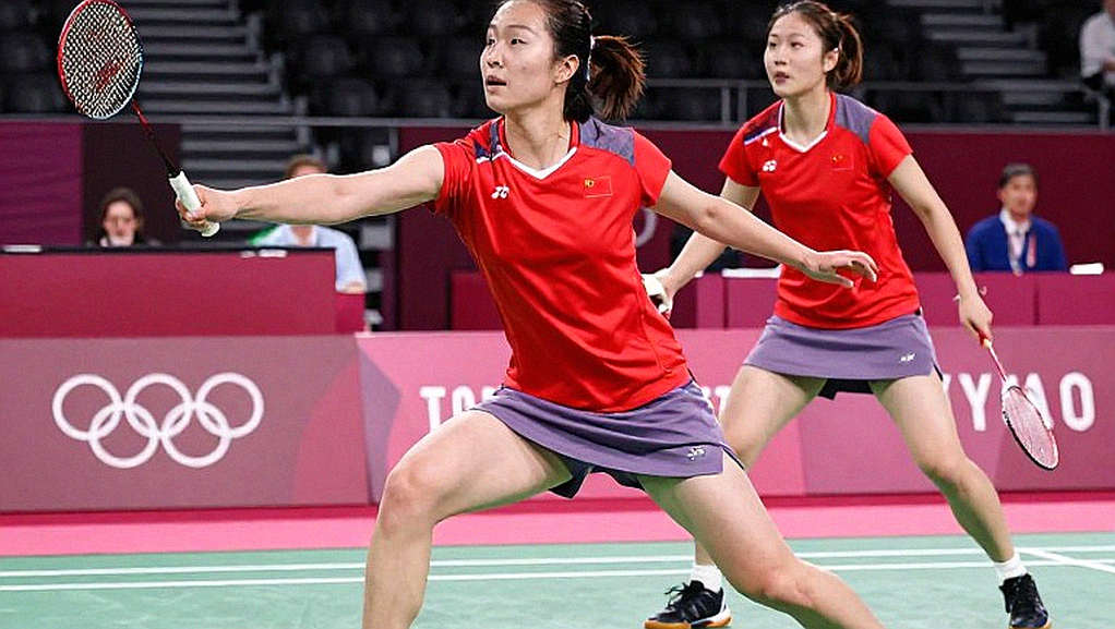 Chung kết đơn nam Asiad: Loh Kean Yew, Kunlavut Vitidsarn và cuộc chiến của hai vùng không gian