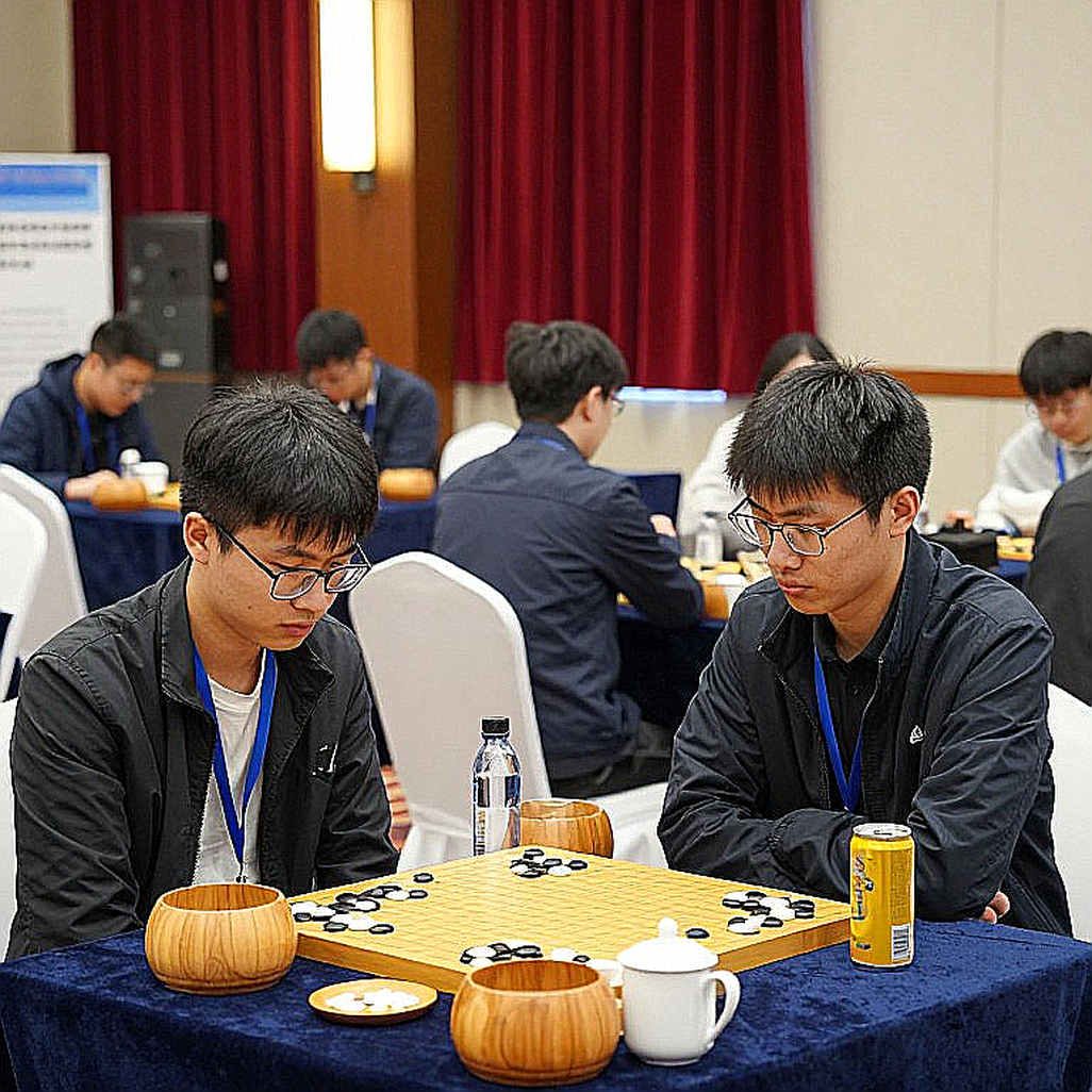 Carlsen nói mình là người hâm mộ Praggnanandhaa: Điều bản ghi kết quả không nói với bạn
