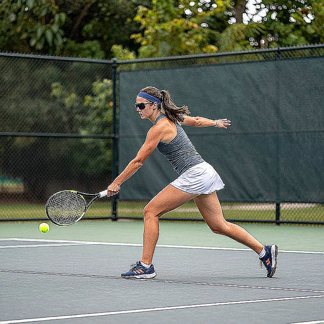 Góc khuất VAR: Bài học từ một bản tin chứng khoán bị gắn nhãn 'tennis'
