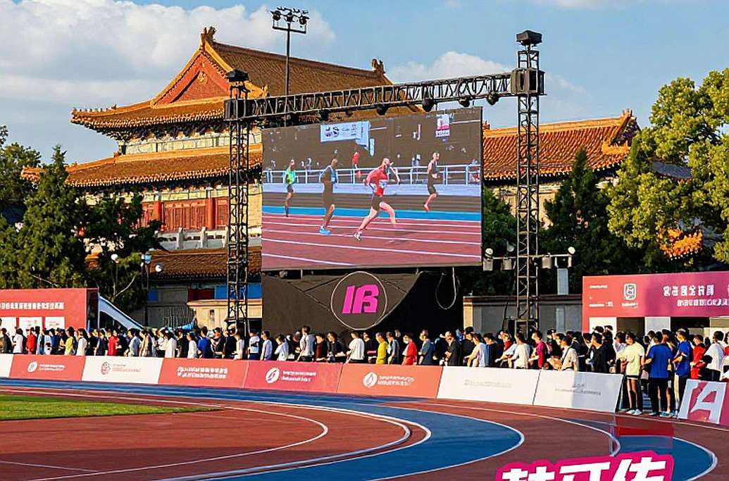 22,16 giây và một mùa giải đang chạm đỉnh: Amy Hunt đã sẵn sàng cho đêm 100m ở Brussels