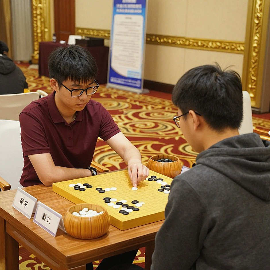 Cờ vua nữ Ấn Độ và tuyên bố 'mạnh hơn thời vô địch Olympiad': Điều gì đứng sau lời khẳng định của HLV Misra Cờ vua nữ Ấn Độ và tuyên bố 'mạnh hơn thời vô địch Olympiad': Điều gì đứng sau lời khẳng định của HLV Misra