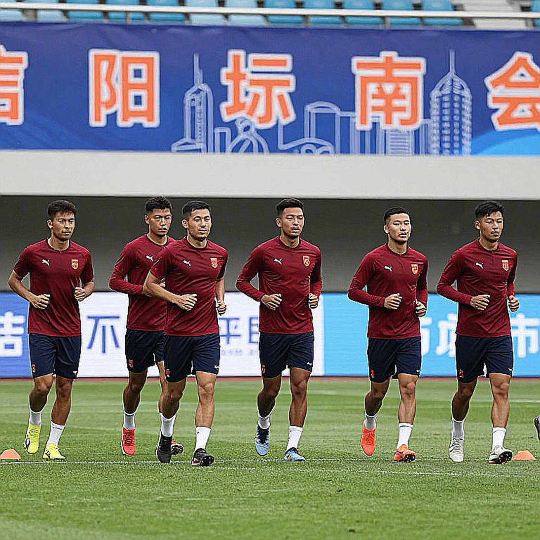 Arokodare, 'kẻ gian lận' của Eredivisie, và đêm Excelsior khiến Ajax tự hỏi mình là ai Arokodare, 'kẻ gian lận' của Eredivisie, và đêm Excelsior khiến Ajax tự hỏi mình là ai
