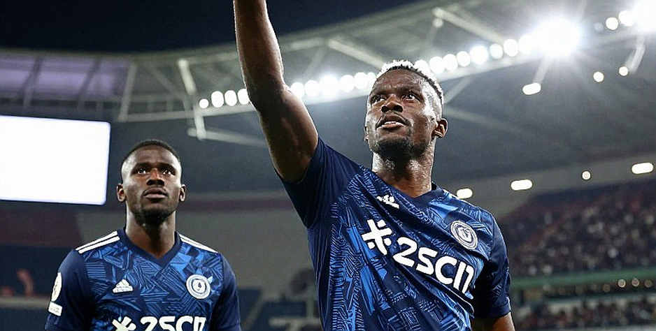 Nhịp đập V-League: Điều bảng xếp hạng không kể