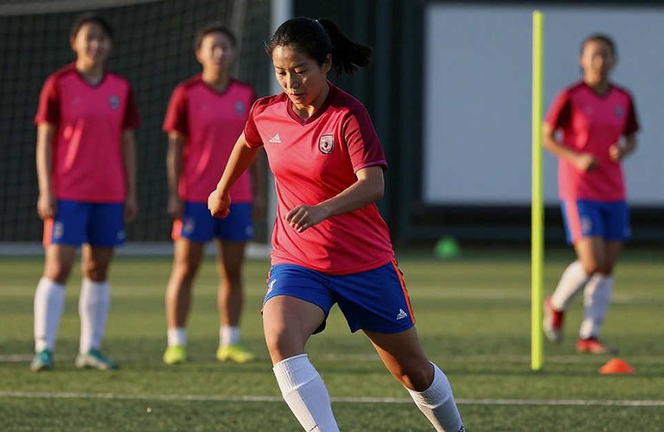 Fenerbahçe và canh bạc kép tuyến giữa: Điều khoản hợp đồng mới là câu chuyện thật