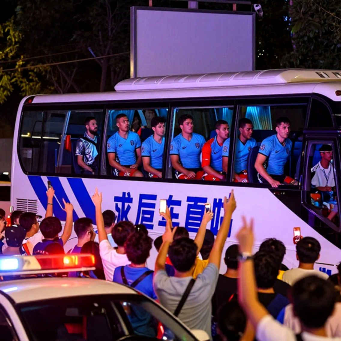 Kỳ chuyển nhượng: đọc tín hiệu từ điều khoản hợp đồng và quỹ lương, không đọc từ bảng xếp hạng tin đồn Kỳ chuyển nhượng: đọc tín hiệu từ điều khoản hợp đồng và quỹ lương, không đọc từ bảng xếp hạng tin đồn